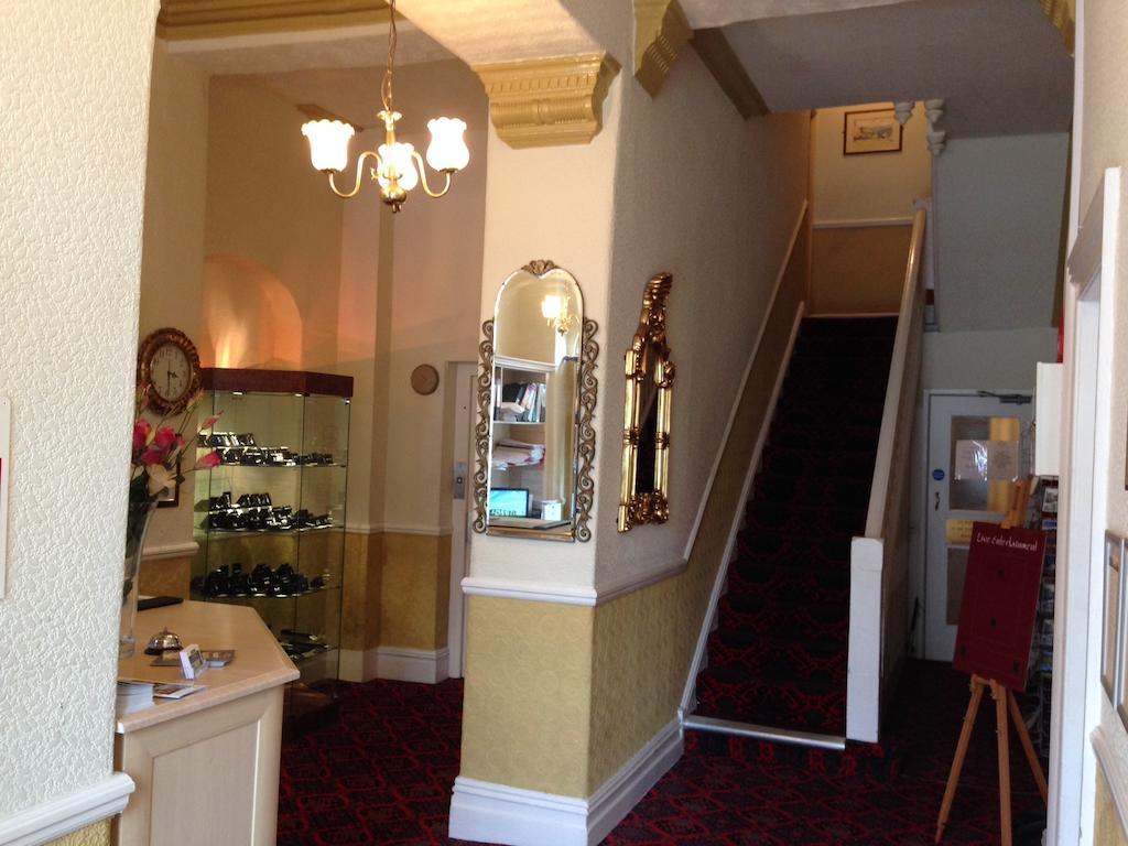 Grand Ash Hotel لاندودنو المظهر الخارجي الصورة